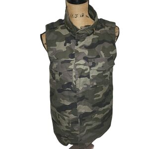 Love Tree Camo Utility Cargo Vest Womens Sz MEDIUM Cabincore Gorpcore TACTICOOL